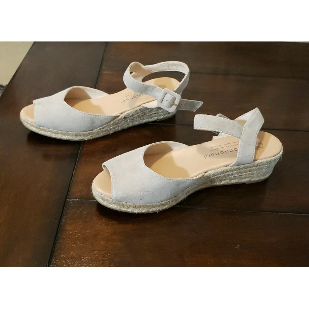 Eric Michael Shannon Suede Wedge Espandrille Sandals Size 40 US 9- 9 1/2